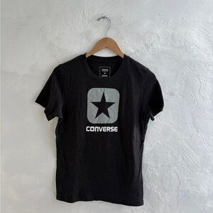 Men’s Medium converse tshirt